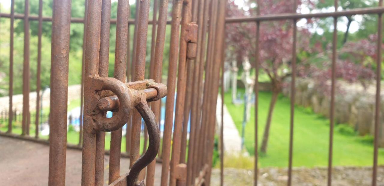 Hotel Rural A Velha Fabrica Valverde del Fresno Kültér fotó